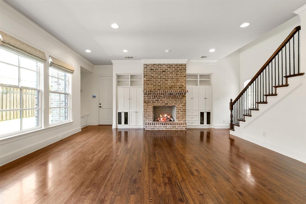 Summitt Lawn - Residential