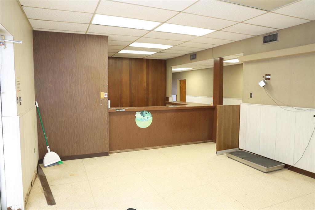 Western Hills Addition - Commercial Lease