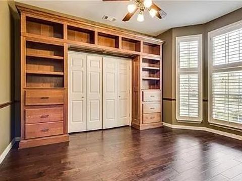 Photo of 3621 Roxbury Lane, Plano, TX 75025 (MLS # 21097906) Photo of 3621 Roxbury Lane, Plano, TX 75025 (MLS # 21097906)