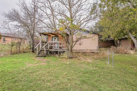 A home in Cleburne