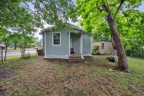 A home in Corsicana