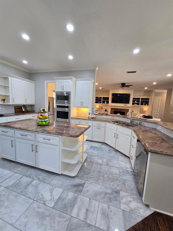 3517 Old Manse Court