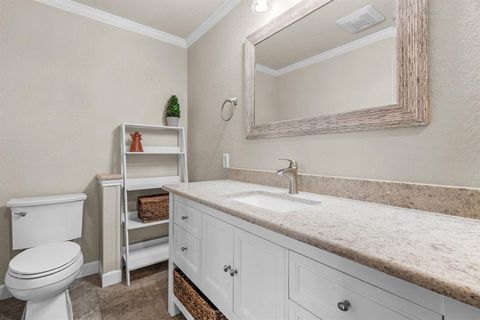 Tiny photo for 2508 Lakeview Drive, Bedford, TX 76021 (MLS # 21099882)