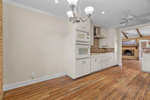 Tiny photo for 2508 Lakeview Drive, Bedford, TX 76021 (MLS # 21099882)