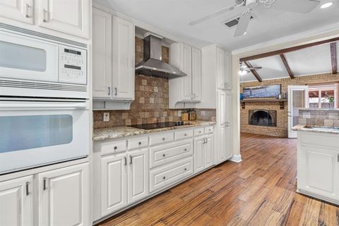 Tiny photo for 2508 Lakeview Drive, Bedford, TX 76021 (MLS # 21099882)