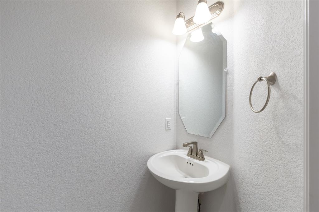 Fort Worth, Texas 76123, United States, 4 Bedrooms Bedrooms, ,3 BathroomsBathrooms,Residential,Pending,104604