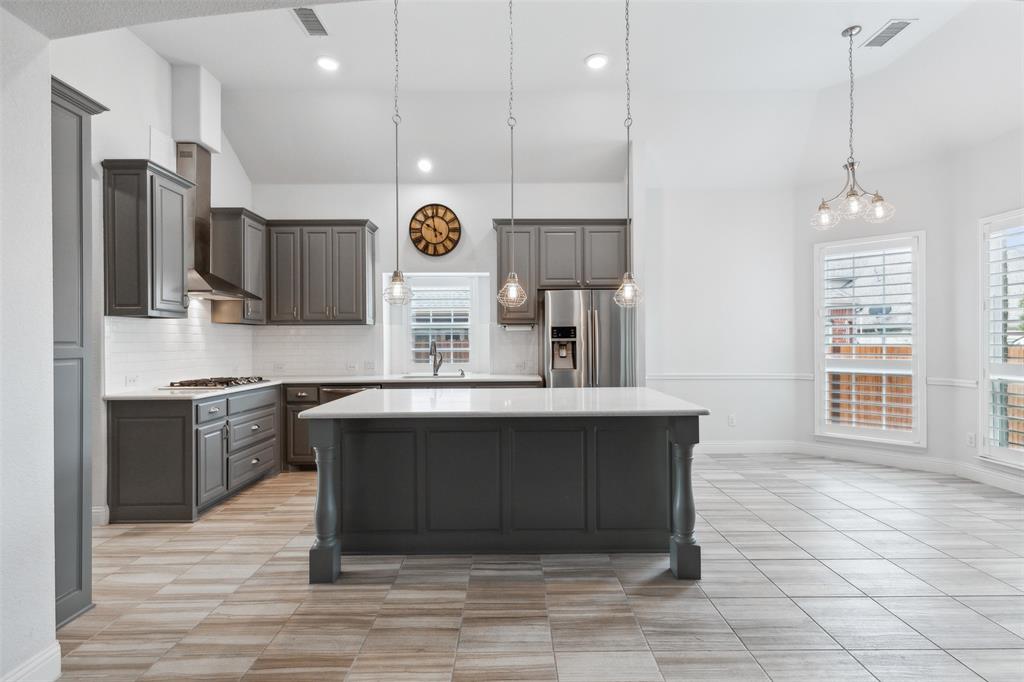 Fort Worth, Texas 76123, United States, 4 Bedrooms Bedrooms, ,3 BathroomsBathrooms,Residential,Pending,104604