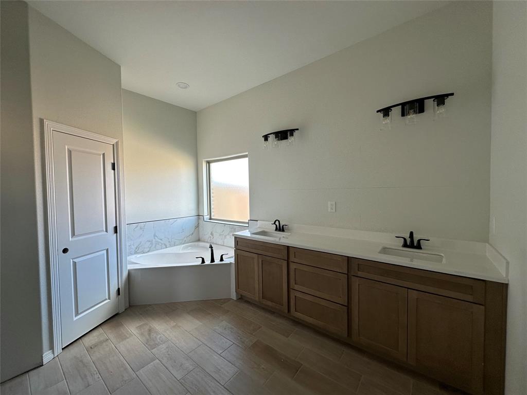 Rosenthal Estates - Residential