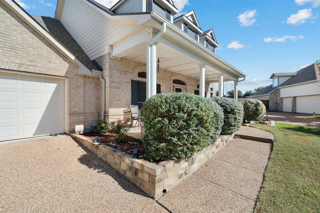 614 Creek View Drive