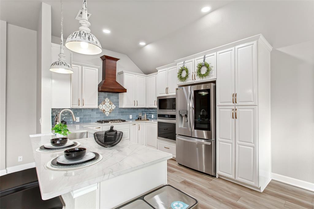 Fountainview Ph One - Residential