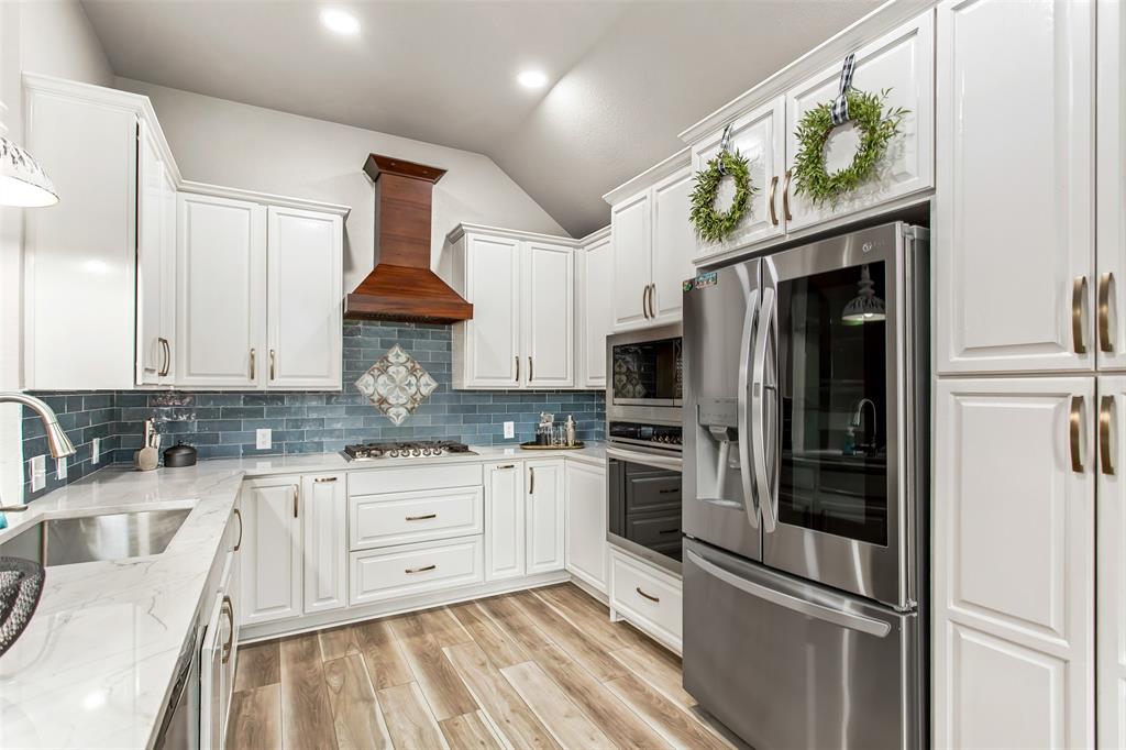 Fountainview Ph One - Residential