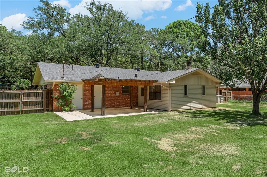 2308 Arlington Place