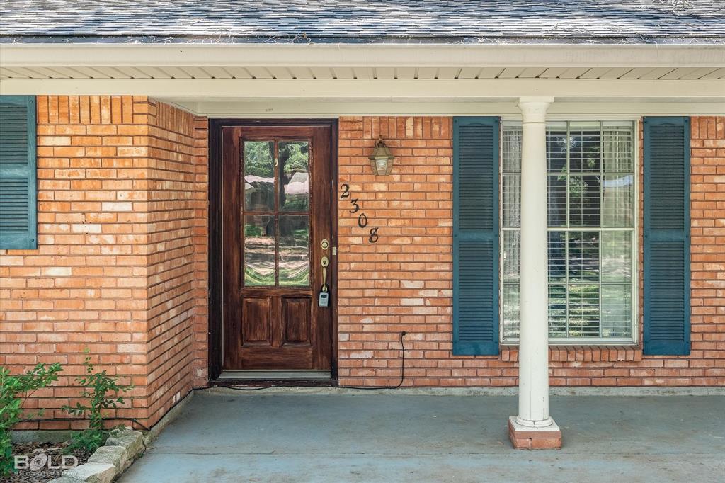 2308 Arlington Place