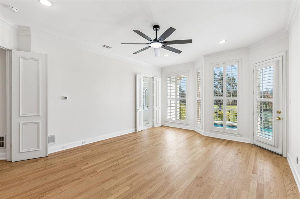 Kings Court Of Willow Bend - Residential