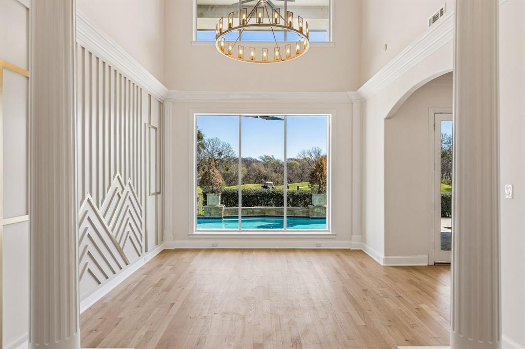 Kings Court Of Willow Bend - Residential