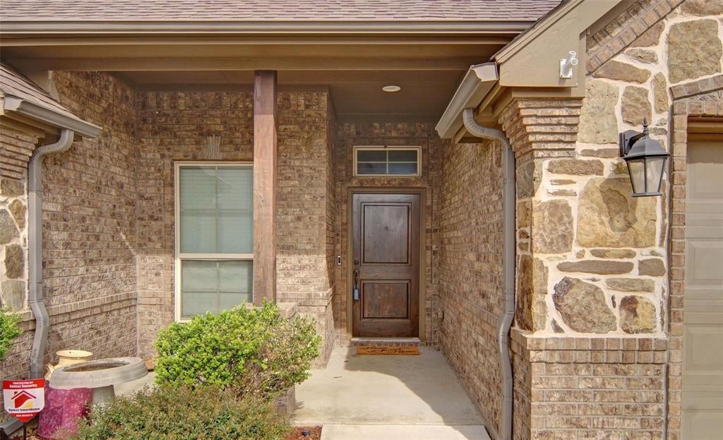 2752 Elmwood Drive