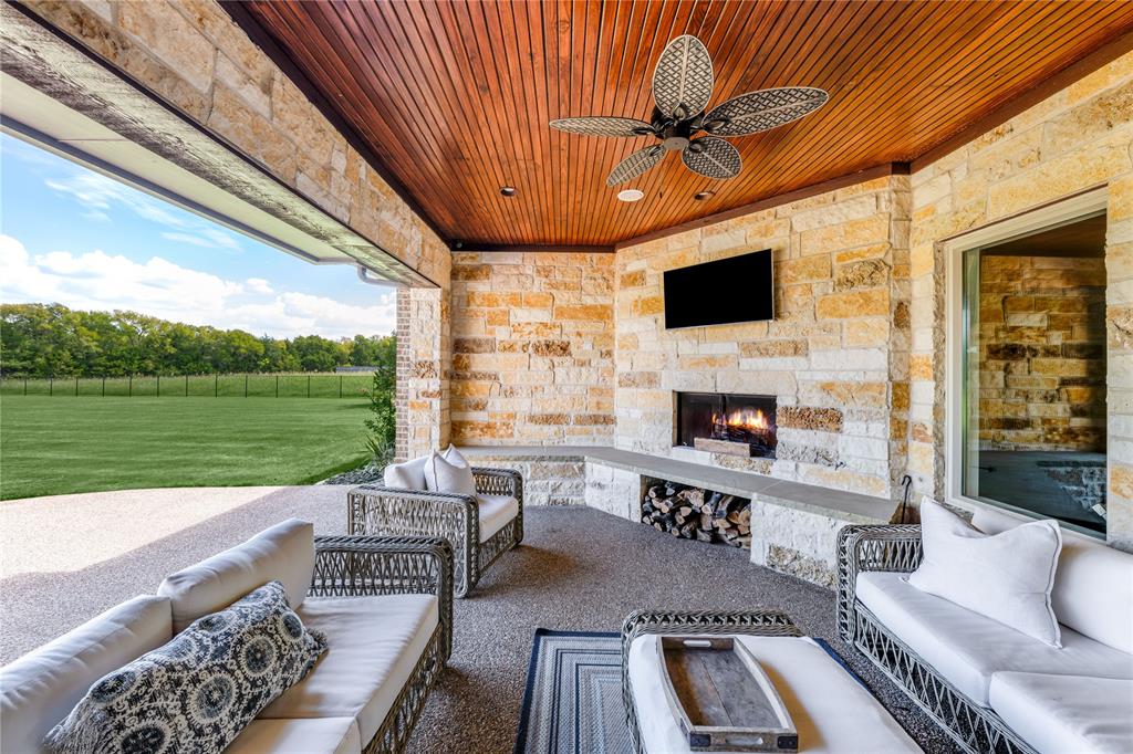 218 Tanner Creek Circle