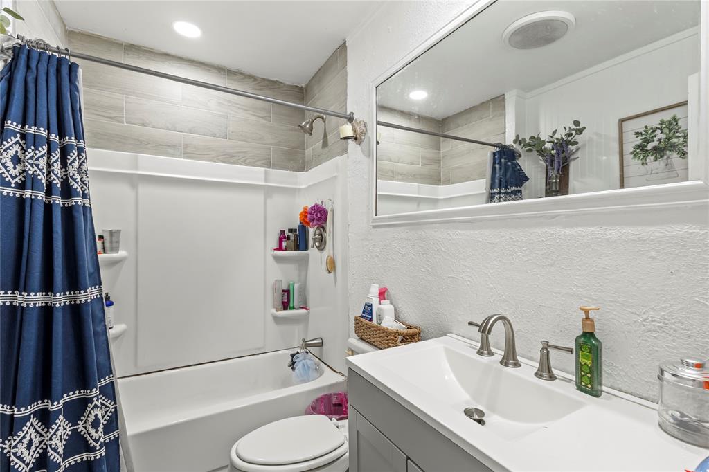 BRUTTON TERRACE - Residential