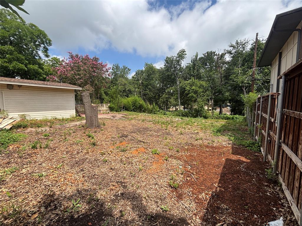 7043 Delrose Drive