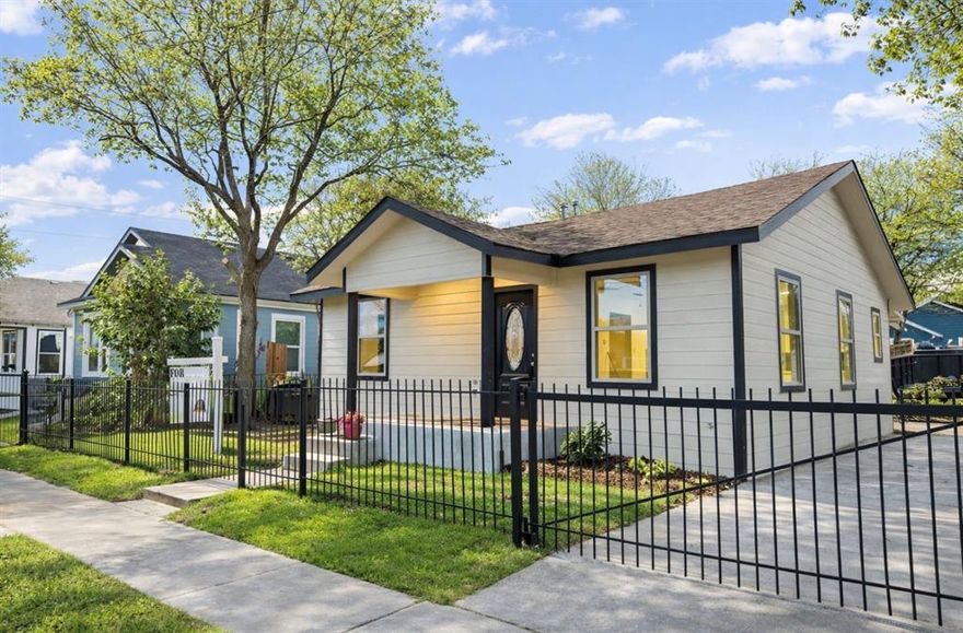 Beautifully fully remodeled home featuring a modern open-concept layout designed for today’s lifestyle. This property offers 3 spacious bedrooms and 2 updated bathrooms, all finished with quality craftsmanship and thoughtful details throughout.
Enjoy peace of mind with major system upgrades, including a foundation repair, and new siding—making this home truly move-in ready. The open living, dining, and kitchen areas create an ideal space for entertaining or everyday living, filled with natural light and a clean, contemporary feel.
Conveniently located just 5 minutes from downtown Fort Worth, this home provides quick access to dining, entertainment, shopping, and major highways. A one-year warranty is included for added confidence and value.