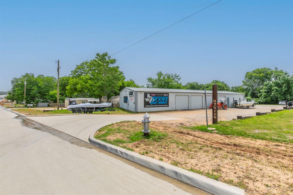 7621 Jacksboro Highway