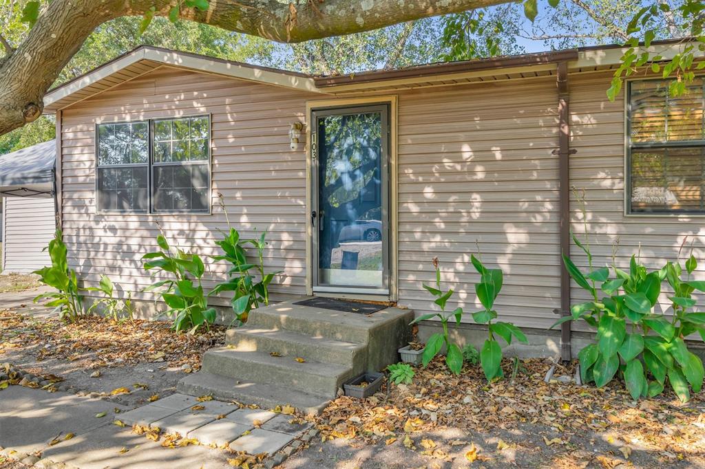 Crestview Est#1 - Residential