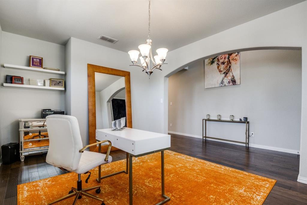 1316 Torrington Lane