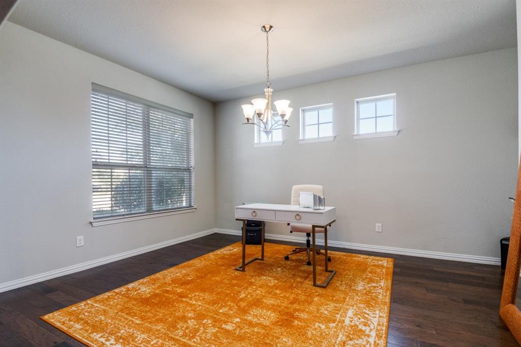 1316 Torrington Lane