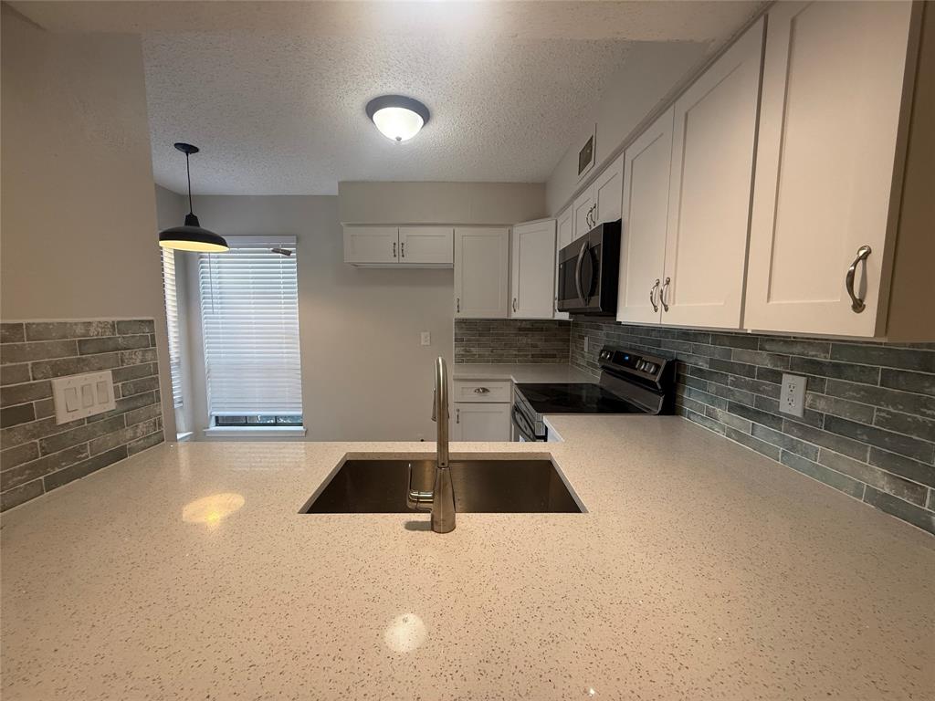 Richardson Crossing Condo - Residential Lease