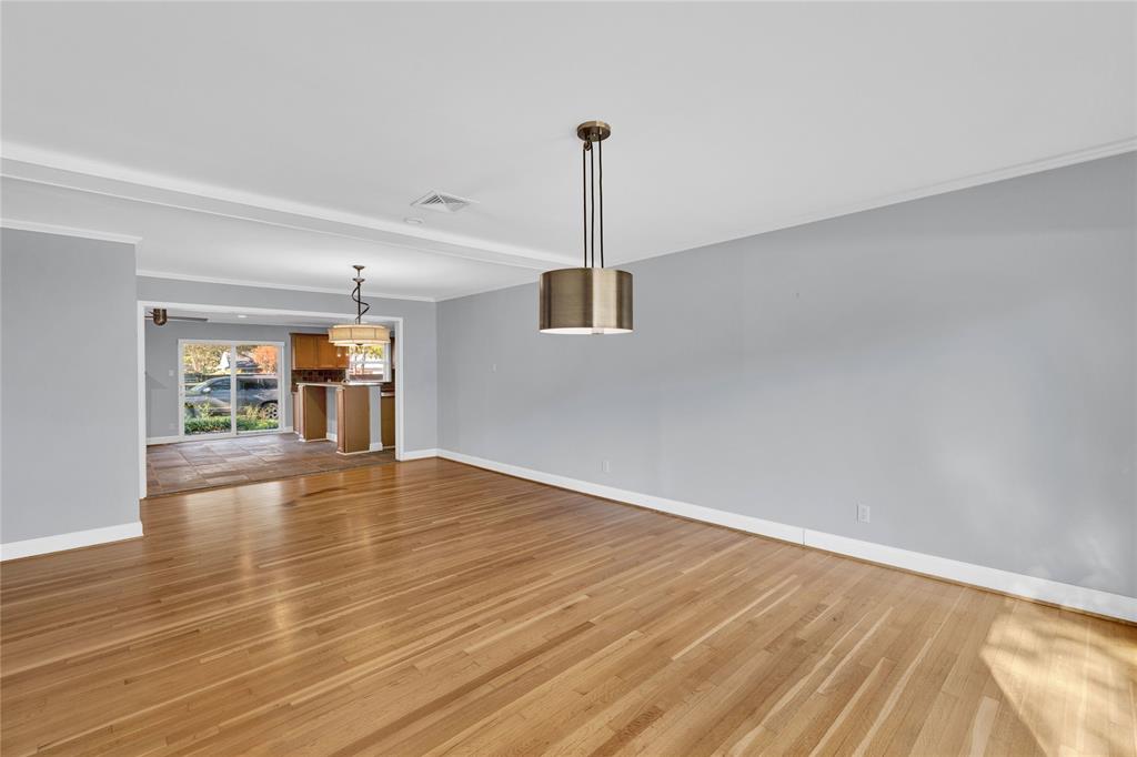 10419 Cromwell Drive