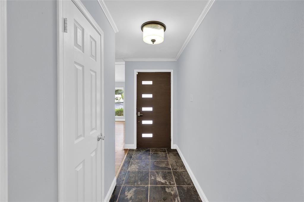 10419 Cromwell Drive