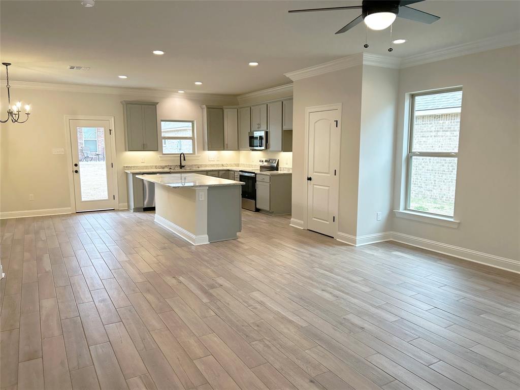 WILLOW HEIGHTS - Residential