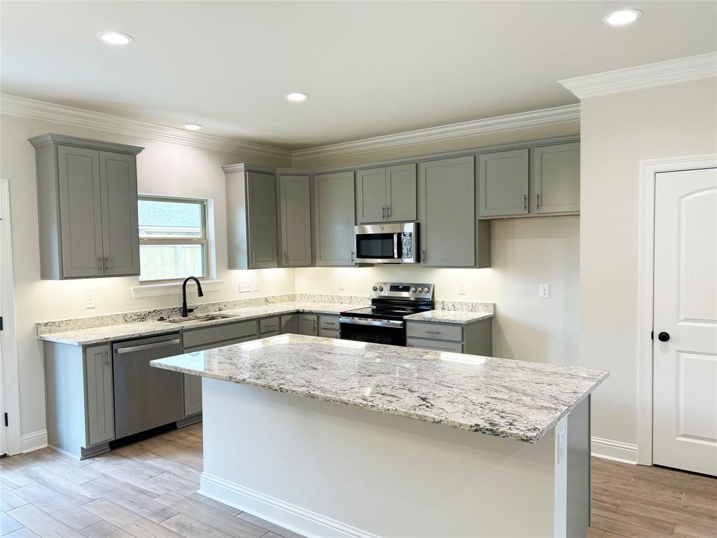 WILLOW HEIGHTS - Residential