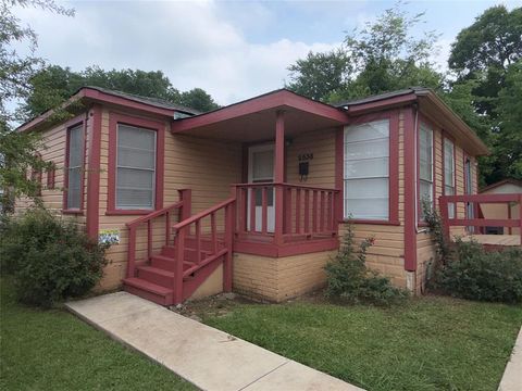 Photo of 2536 Northside Drive, Bossier City, LA 71111 (MLS # 21252530)