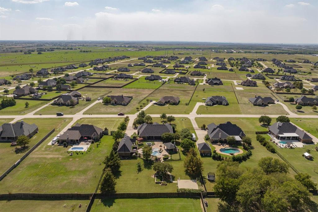 Winners Circle 1 & 2 & 3 & 4 - Residential