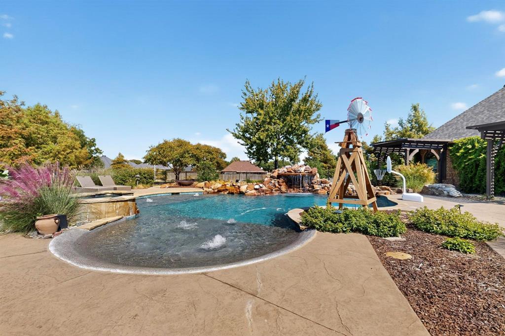 Winners Circle 1 & 2 & 3 & 4 - Residential