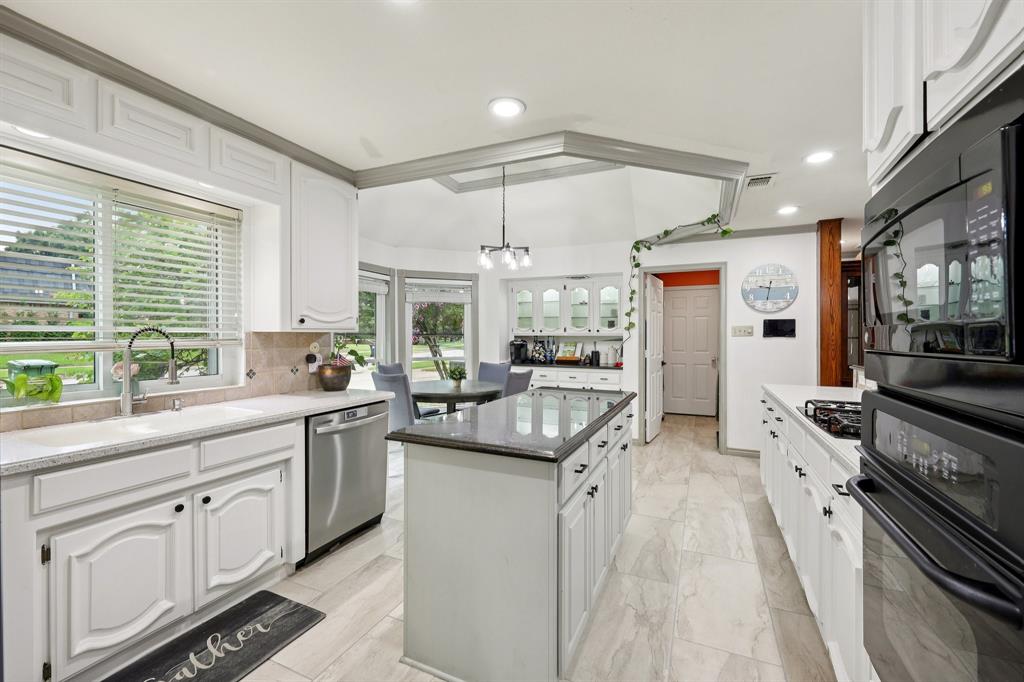 Enchanted Lake Estate - Residential
