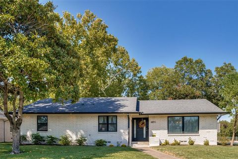 6851 Whitehill Street Dallas TX 75231