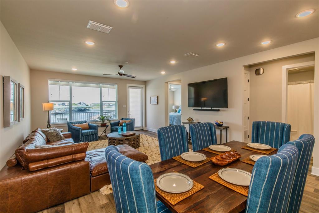 3412 Scenic Point Road 206