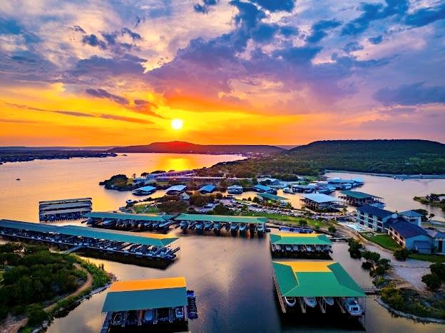 Harborview - Residential