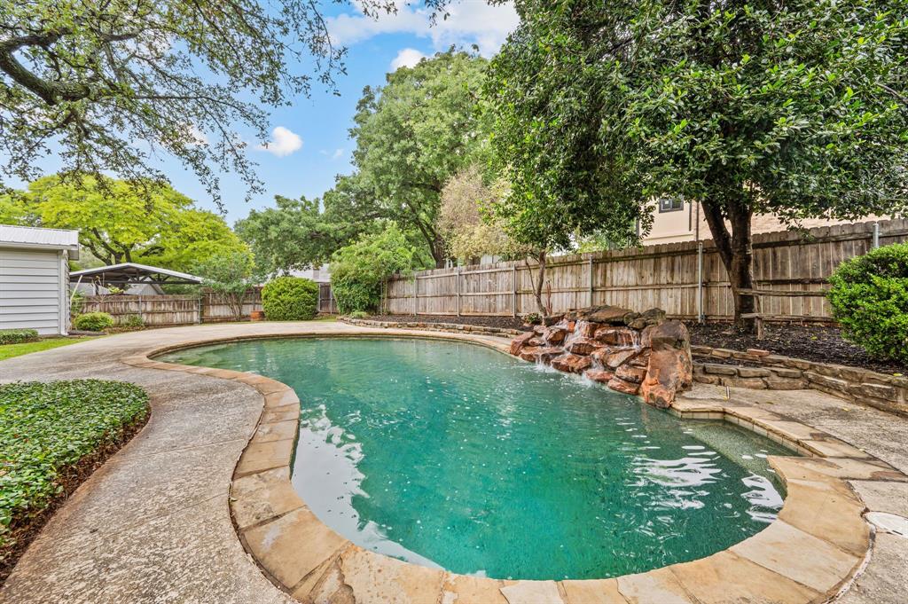 Rollingwood Add - Residential