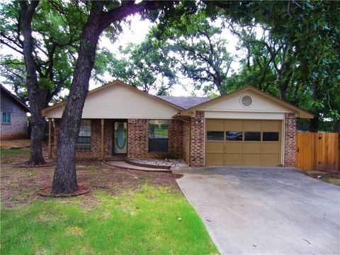 1108 Pin Oak Drive Denton TX 76209