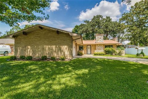 A home in Irving