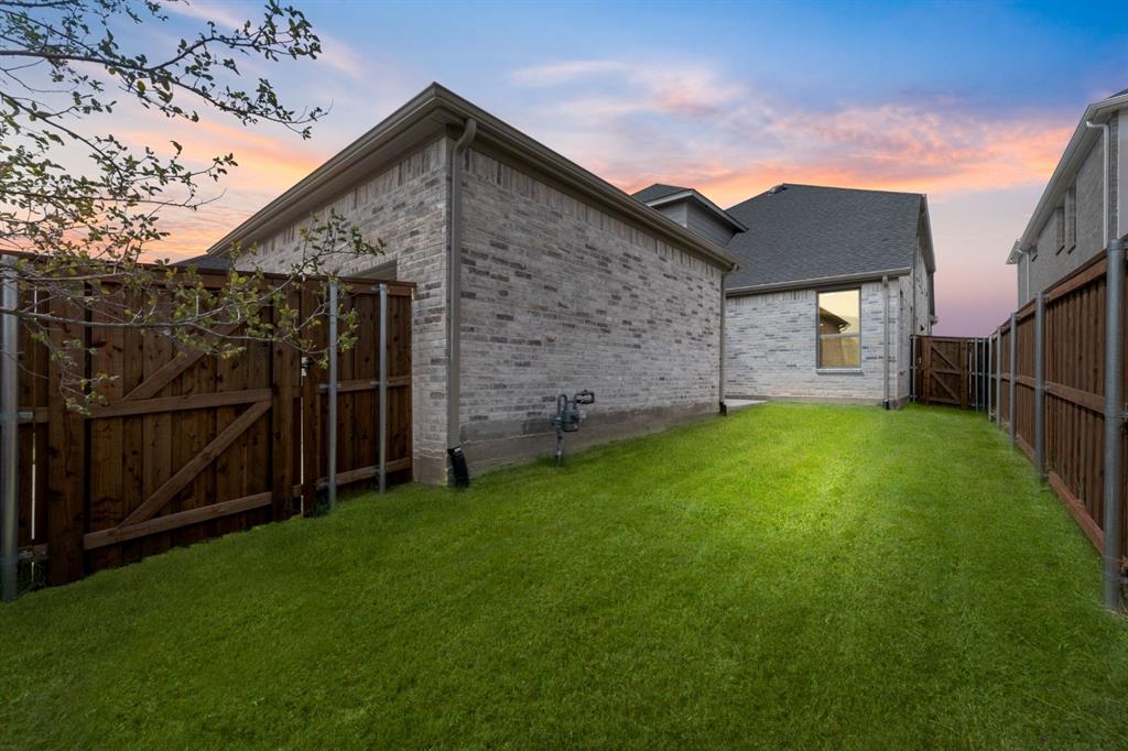 Trinity Falls - Residential