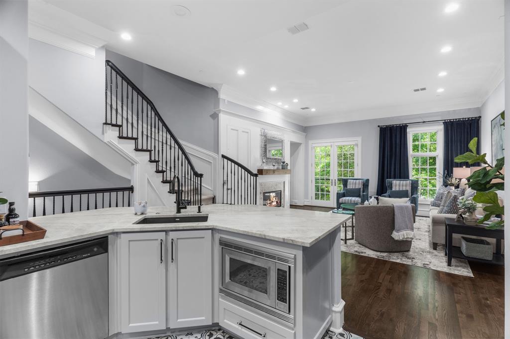 Lexington State Thomas - Residential Lease