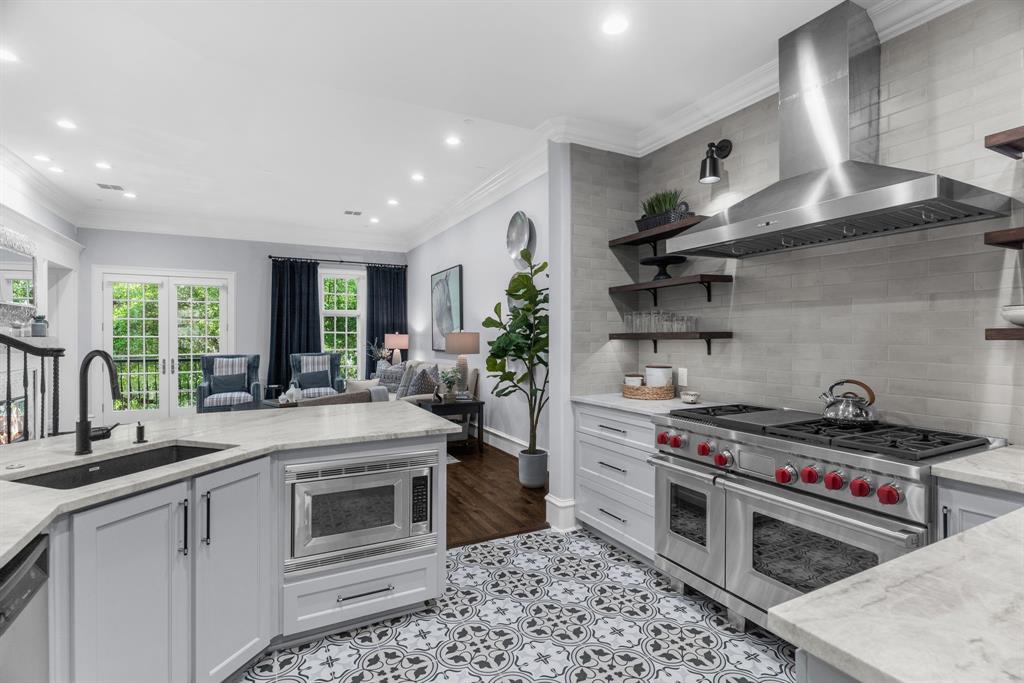 Lexington State Thomas - Residential Lease