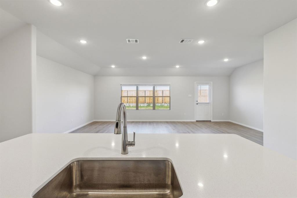 Rolling Ridge - Residential