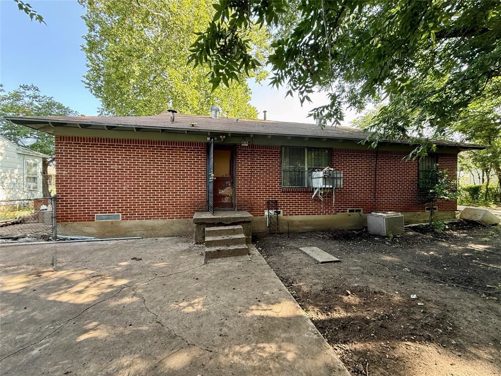 4310 Dawes Drive