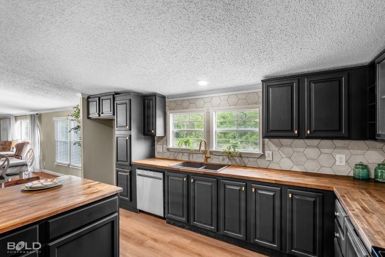 PINEHAVEN - Residential