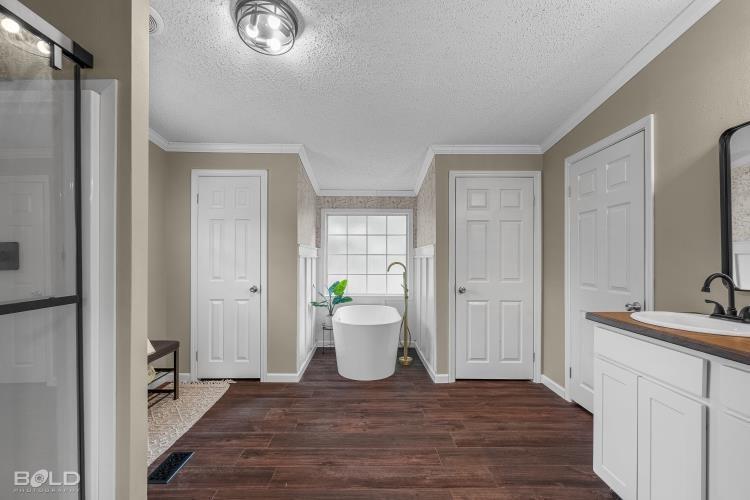 PINEHAVEN - Residential